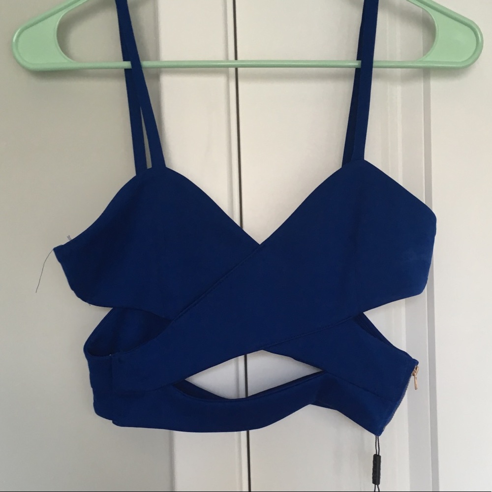 Blue strappy crop top